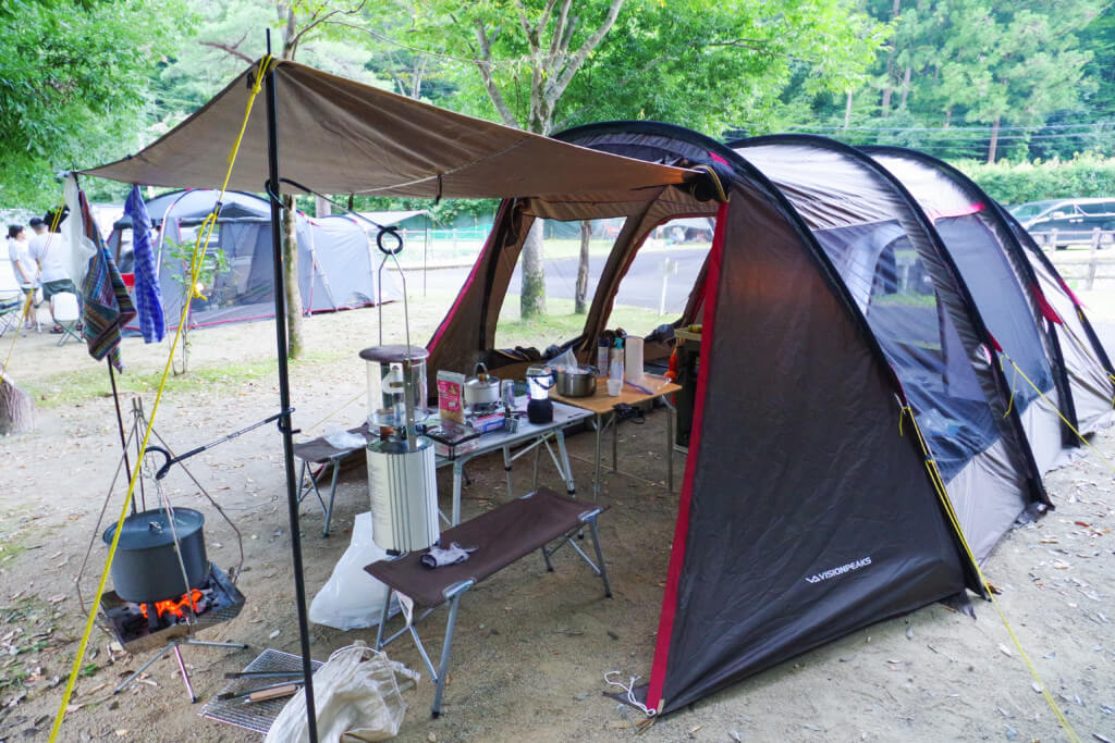 ファミリーキャンプに最適なテントを探すとコレになった！